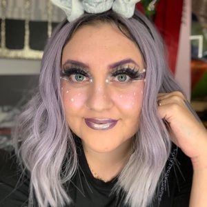 Lilac ombre lace-front wig